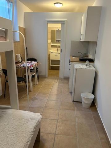 Sos Apartments Радовлица Экстерьер фото